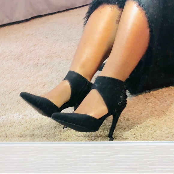 Shoes - New 🍾🍾🍾never worn before heels
